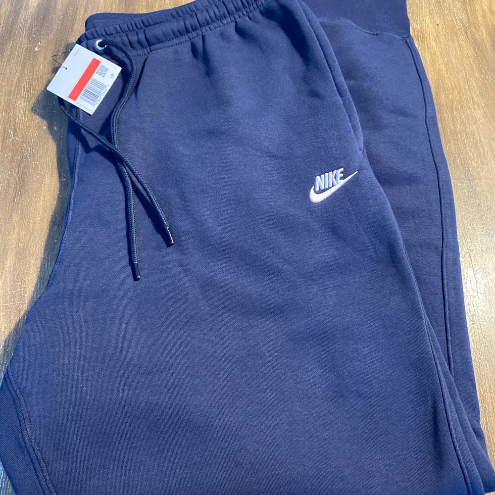 Nike Men’s Sweatpants Size L Navy NWT